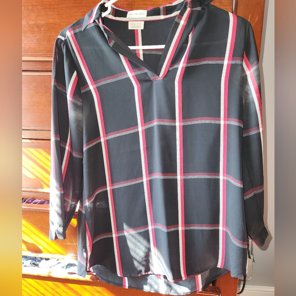 Van Heusen 3/4 Sleeve Work Shirt